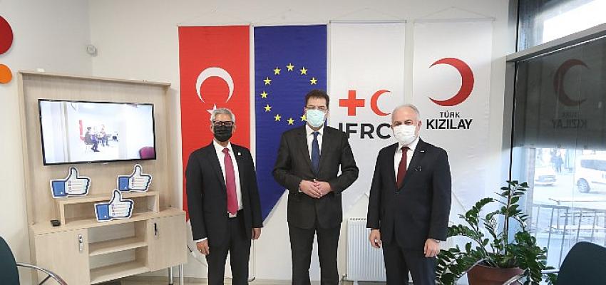 AB’nin TÜRKİYE’de 1.5 Milyon Mülteciye Ulaşan En Büyük İnsani Yardım Programına 325 Milyon Avroluk Ek Destek