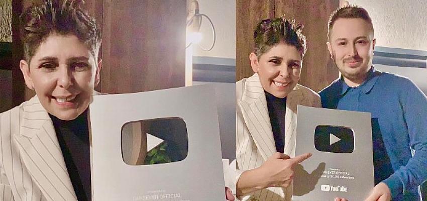 Arabeskin usta ismi Cansever’e Youtube’dan Ödül