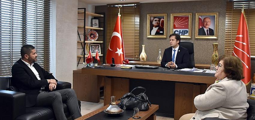 Başkan Gürbüz Chp İzmir İl Başkanlığını Ziyaret Etti