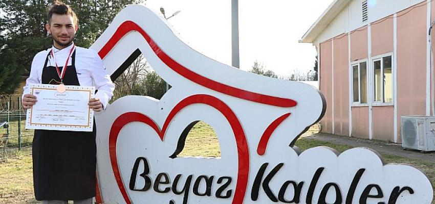 Beyaz Kalpler, Mutfak Günlerinden bronz madalyayla döndü