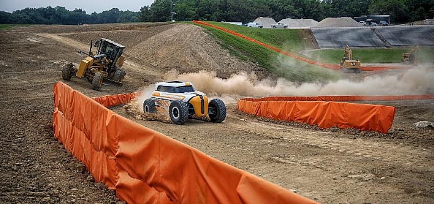 Caterpillar Hot Wheels® araçlarla birleştirdiği Stem eğitimi ile çocuklara ilham veriyor