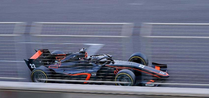 Cem Bölükbaşı Formula 2 test sürüşlerine çıkan ilk Türk yarış pilotu oldu
