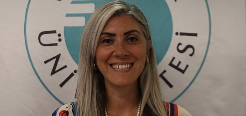 Dijital vatandaş olmanın gereklerini yerine getirmek gerekiyor