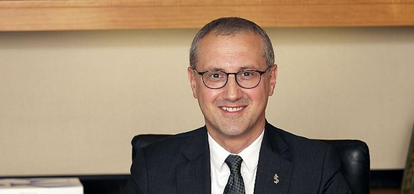 İş Bankası’ndan Uçuş Kartlarına Farklı Bir Soluk: Maximiles Black
