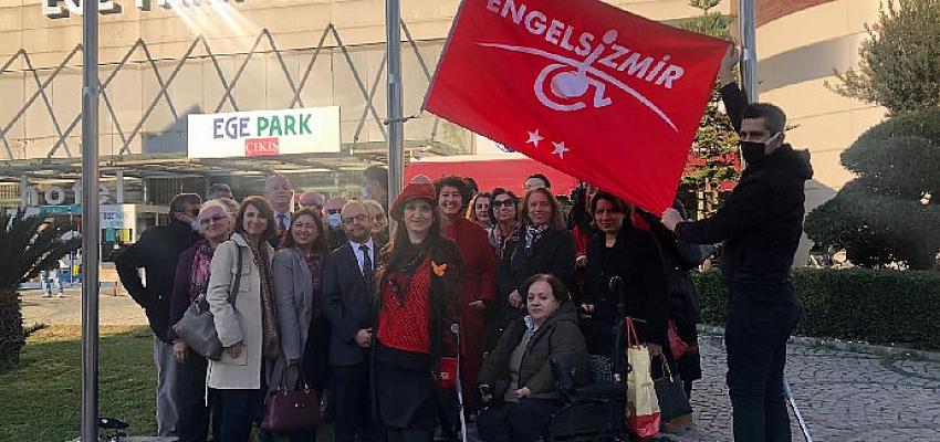 İzmir’de kırmızı bayrak sayısı 81’e yükseldi