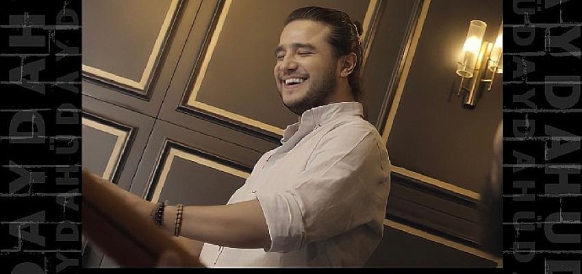 Özgür Can Çoban “Hüdayda”yı müzikseverlerle buluşturdu